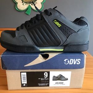 DVS skater shoe GRAY/GREEN “BRAND NEW” ☠️🤘🏻